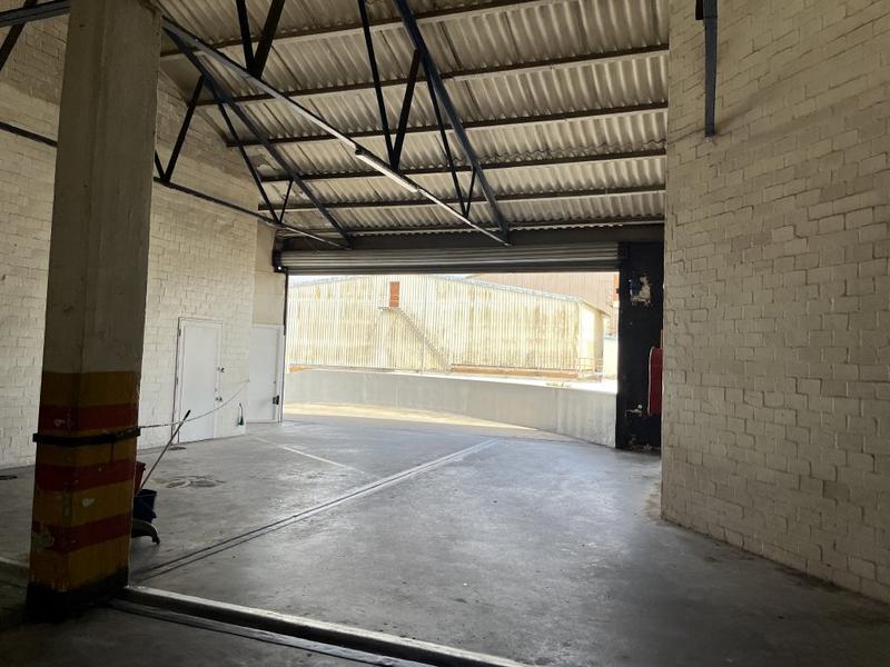 To Let commercial Property for Rent in Paarden Eiland Western Cape